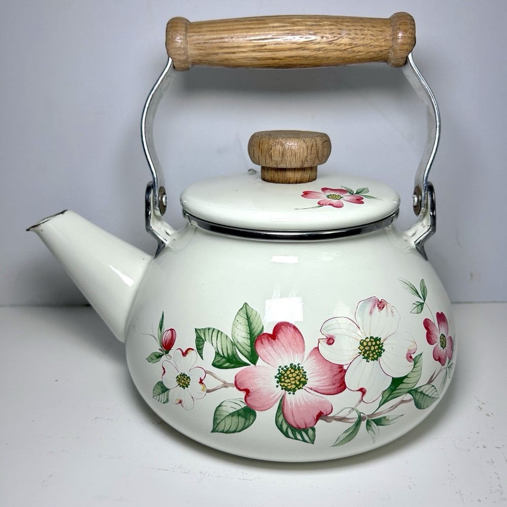 Dogwood Porcelain Tea Pot Gailstyn-Sutton  1983 Japan Vintage Decor